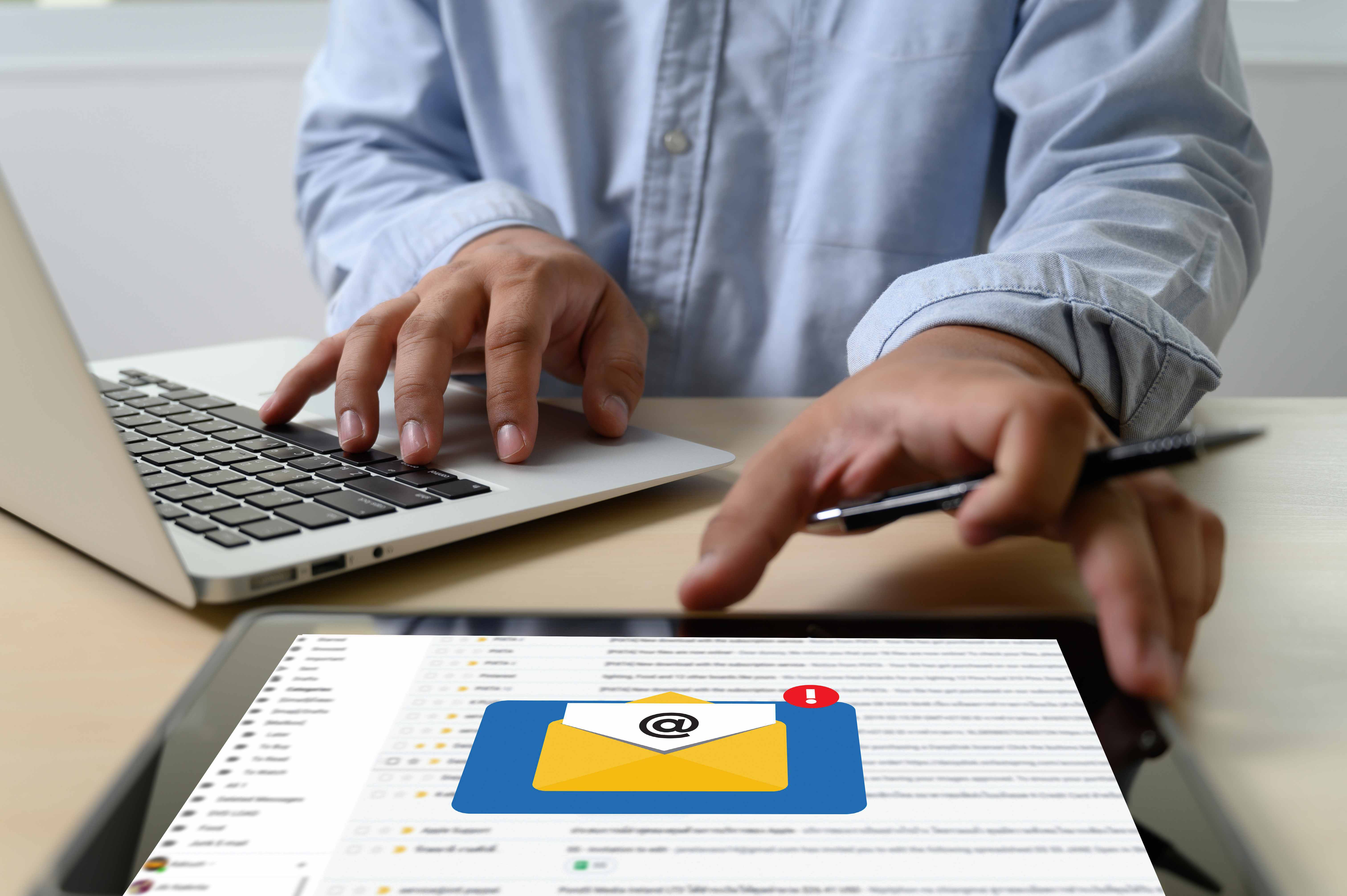 Проверка связанных сервисов и обновление почты